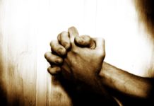 pray